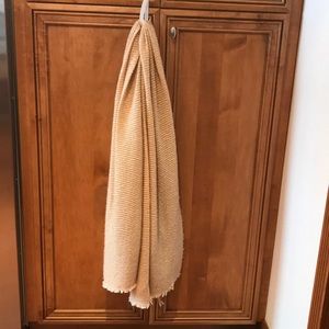 LC Lauren Conrad blanket scarf